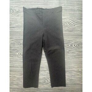 Tea collection Gray Capri Leggings 6 EUC